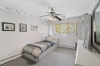 3 Wood Lane, Plainview, NY 11803 - Photo 23