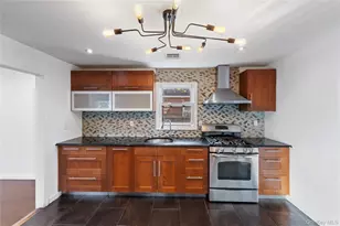 187 Botsford St, Hempstead, NY 11550 - Photo 13