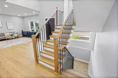 10 Crown Lane, Westbury, NY 11590 - Photo 5