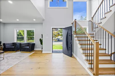 10 Crown Lane, Westbury, NY 11590 - Photo 3