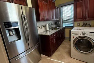 104-25 126th St, Richmond Hill, NY 11419 - Photo 9