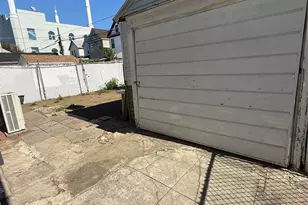 104-25 126th St, Richmond Hill, NY 11419 - Photo 17