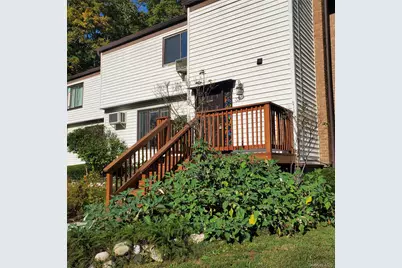 3 Hook Road #32, Poughkeepsie, NY 12601 - Photo 3