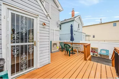 174 Hoffman Avenue, Elmont, NY 11003 - Photo 21