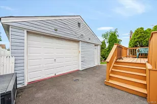 174 Hoffman Ave, Elmont, NY 11003 - Photo 17