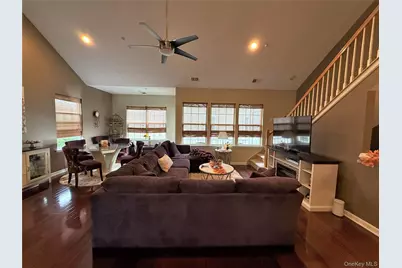 24 Strangford Court, Oceanside, NY 11572 - Photo 17