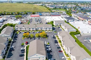 24 Strangford Ct, Oceanside, NY 11572 - Photo 39