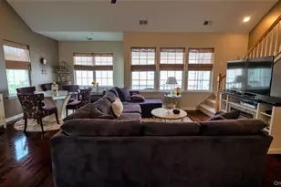 24 Strangford Ct, Oceanside, NY 11572 - Photo 15