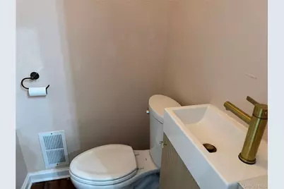 754 Manhattan Avenue, Brooklyn, NY 11222 - Photo 3