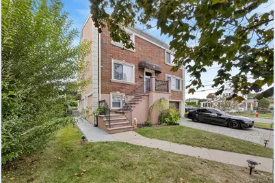 20 Ashford Place, Yonkers, NY 10701 - Photo 3