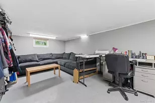 906 Ardmore Pl, Bellmore, NY 11710 - Photo 13