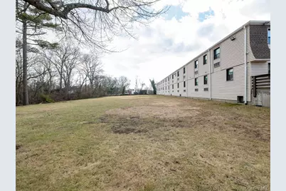 1337 Broadway #L10, Hewlett, NY 11557 - Photo 11