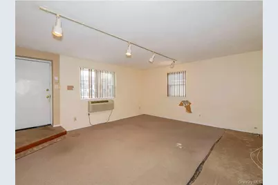 1337 Broadway #L10, Hewlett, NY 11557 - Photo 3