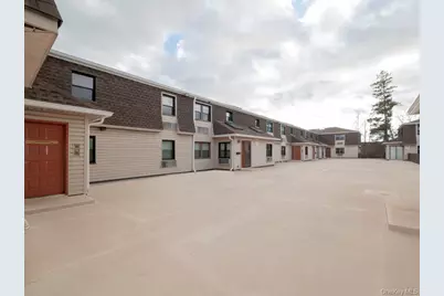 1337 Broadway #L10, Hewlett, NY 11557 - Photo 9