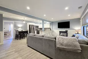 115 Bailey Ct, Middle Island, NY 11953 - Photo 7