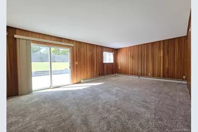 20 Half Hollow Road, Selden, NY 11784 - Photo 9