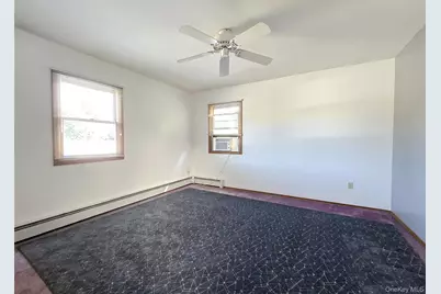 20 Half Hollow Road, Selden, NY 11784 - Photo 15