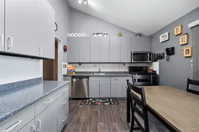 34 W 21st Street, Deer Park, NY 11729 - Photo 11