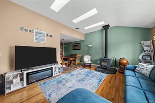 34 W 21st St, Deer Park, NY 11729 - Photo 5