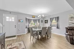 109 Periwinkle Rd, Levittown, NY 11756 - Photo 15