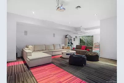 [Address not provided], Southampton, NY 11968 - Photo 23