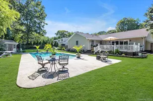 41 Landing Ln, Port Jefferson, NY 11777 - Photo 23