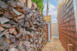 38 Quarry Ln, Levittown, NY 11756 - Photo 13