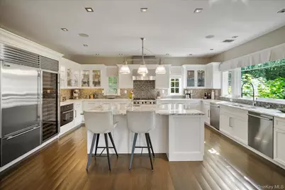 231 Flying Point Road, Southampton, NY 11968 - Photo 13