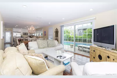 748 Ocean Breeze, Ocean Beach, NY 11770 - Photo 3