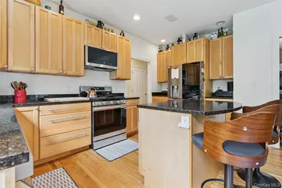 20 Howard St, East Hampton, NY 11937 - Photo 13