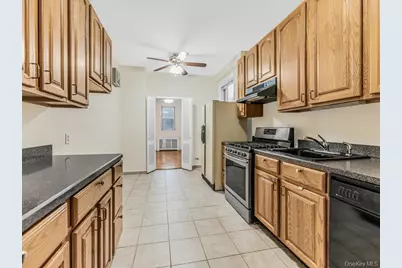 3530 Henry Hudson Parkway E #2C, Bronx, NY 10463 - Photo 9