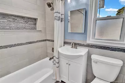 81 Finch #2B, Islip, NY 11751 - Photo 15