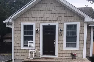 94 New York Ave, Sound Beach, NY 11789 - Photo 11