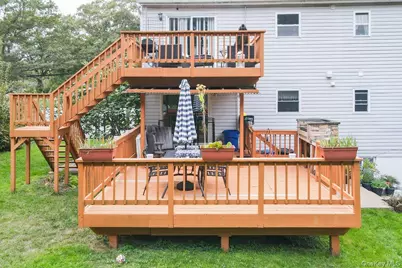 129 Berkshire Drive, Farmingville, NY 11738 - Photo 13