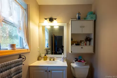 129 Berkshire Drive, Farmingville, NY 11738 - Photo 21