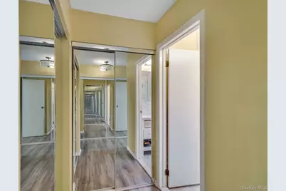 27 Huntingdale Way, Middle Island, NY 11953 - Photo 19