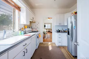 88-19 247th St, Bellerose, NY 11426 - Photo 13