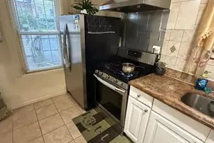 107-43 135th St, Richmond Hill, NY 11419 - Photo 11