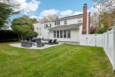 987 S End, Woodmere, NY 11598 - Photo 35