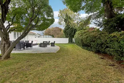987 S End, Woodmere, NY 11598 - Photo 39