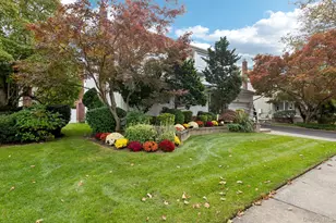 987 South End, Woodmere, NY 11598 - Photo 3