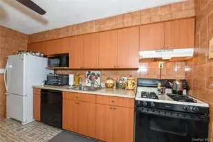 101-09 97th Ave, Ozone Park, NY 11416 - Photo 17