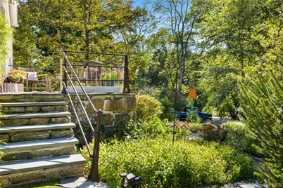 1645 Amazon Road #1645, Mohegan Lake, NY 10547 - Photo 3