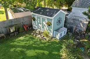 240 Wicks Rd, New Suffolk, NY 11956 - Photo 29