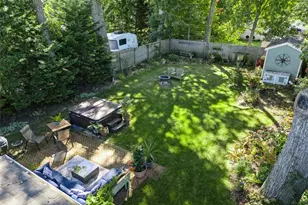 240 Wicks Rd, New Suffolk, NY 11956 - Photo 25