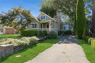 240 Wicks Rd, New Suffolk, NY 11956 - Photo 3