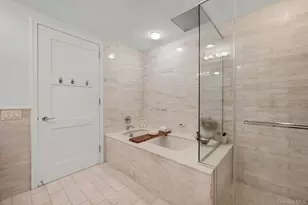 5 Renaissance Square, White Plains, NY 10601 - Photo 21