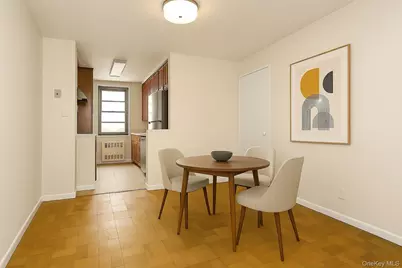 70-25 Yellowstone Boulevard #14m, Forest Hills, NY 11375 - Photo 21