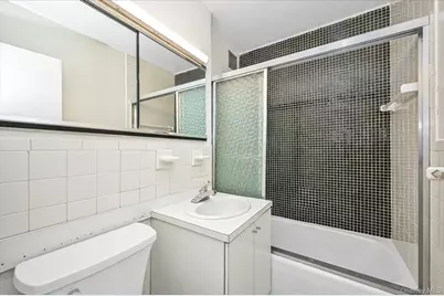 70-25 Yellowstone Boulevard #14m, Forest Hills, NY 11375 - Photo 25