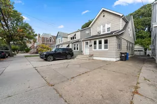 69-01 Alderton St, Rego Park, NY 11374 - Photo 11